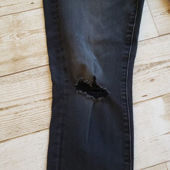 Aeropostale Ripped Skinny Jeans 27x28. Men's size 27. Youth Size 14. Black Denim - Picture 5 of 8